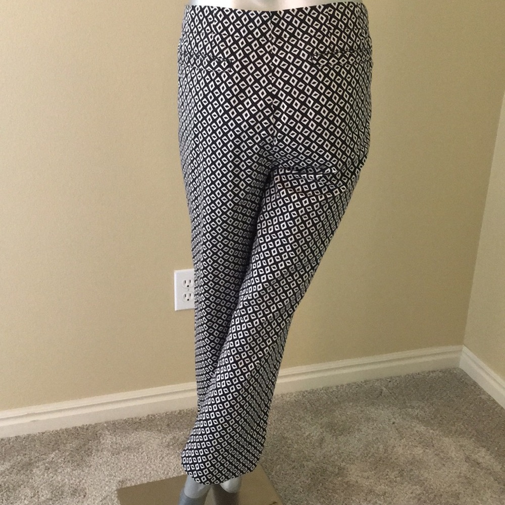 Cabi Crop Pants Geometric Pattern